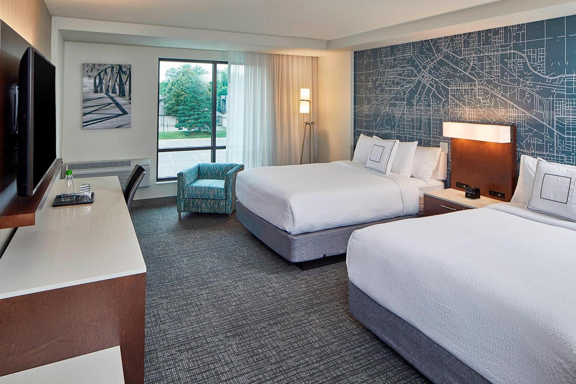 Courtyard By Marriott Minneapolis West Saint Louis Park Exterior photo